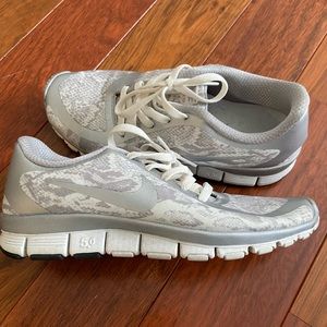 Rarely worn, reptile print, Nike Free 5.0